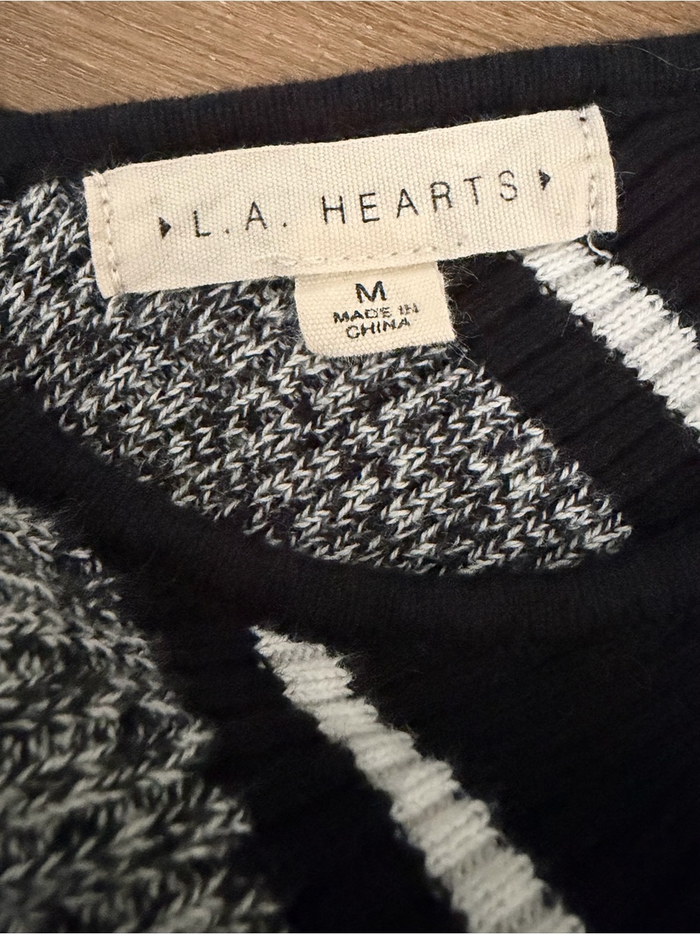 PacSun La Hearts Cropped Striped Back & Front V-Neck Sweater M Retro Style Indie - Picture 2 of 10